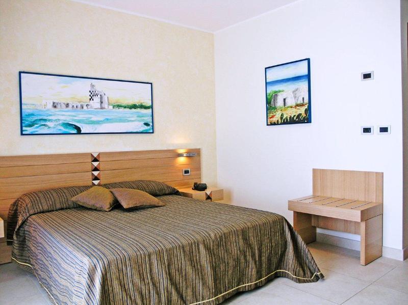 Costa Del Salento Village Удженто Экстерьер фото
